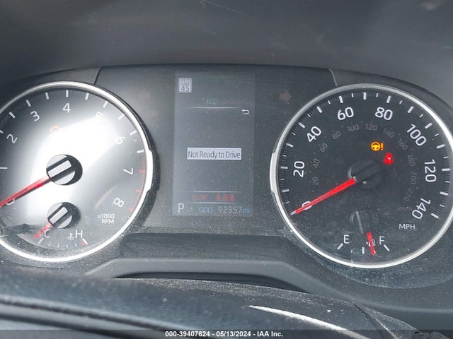 Toyota RAV4 LE 2019 JTMH1RFV1KJ002859 Image 7