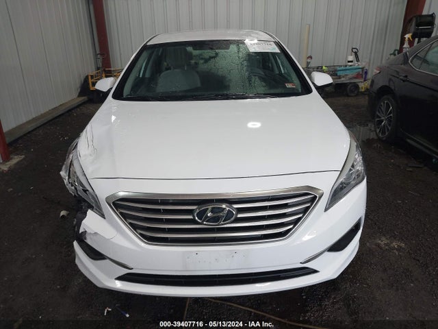 Hyundai Sonata 2016 5NPE24AF5GH402426 Image 12