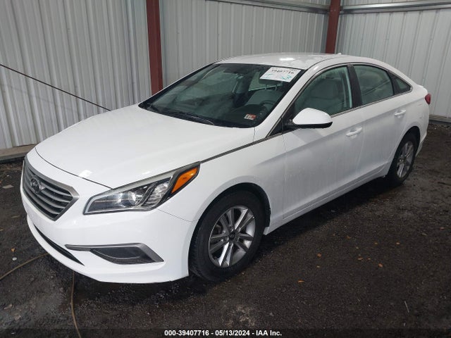 Hyundai Sonata 2016 5NPE24AF5GH402426 Image 2