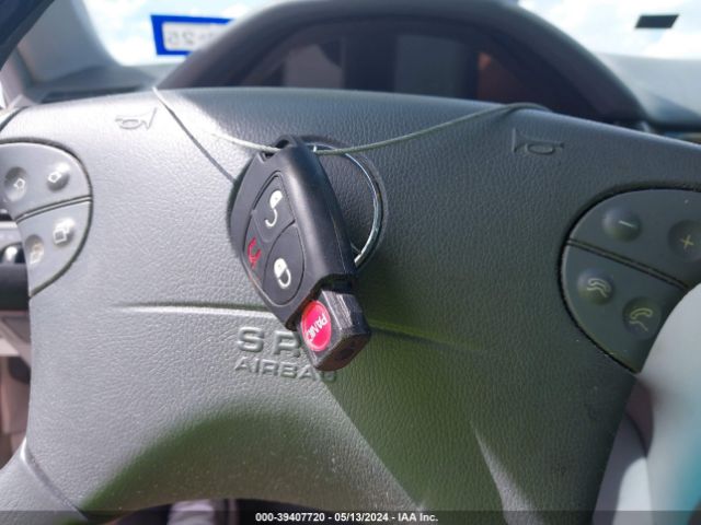 2002 MERCEDES-BENZ E-CLASS WDBJF83J82X069095 Photo 10