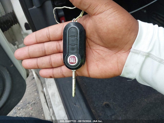 2012 FIAT 500C 3C3CFFER3CT119047 Photo 10