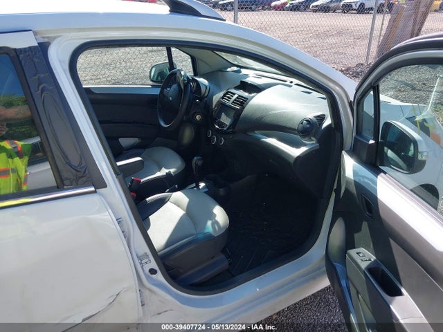 Chevrolet Spark 2lt Auto 2014 KL8CF6S99EC544991 Image 5