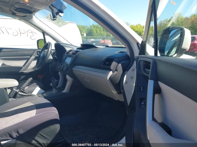 Subaru Forester 2.5i Premium 2014 JF2SJAGC2EH521419 Image 5