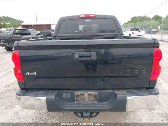 5TFDW5F18HX645057 Toyota Tundra Sr5 5.7l V8