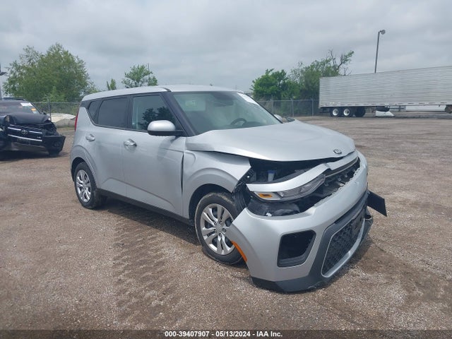 KIA SOUL LX 2020 KNDJ23AU3L7081895 Image 1