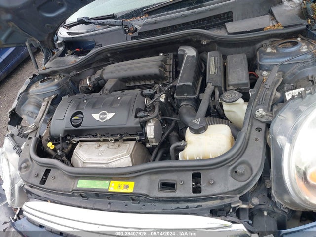 2011 MINI COOPER WMWSU3C59BT093265 Photo 9
