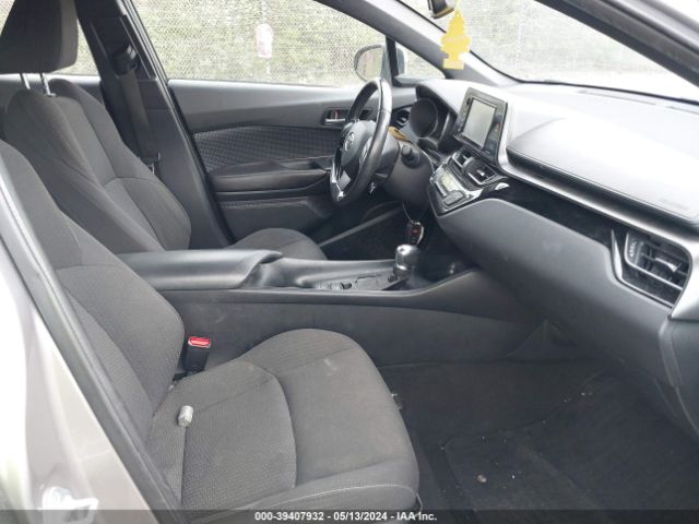 NMTKHMBX6JR039398 Toyota C-hr Xle Premium
