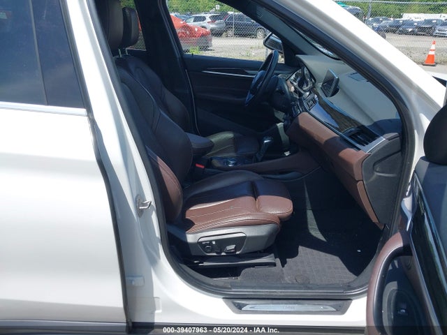 BMW X1 Xdrive28i 2017 WBXHT3C33H5F80429 Image 5