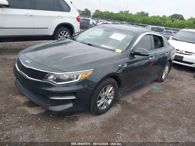 KIA Optima Lx 2016 KNAGT4L32G5082097 Image 2
