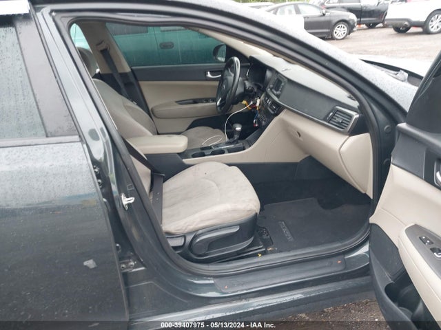 KIA Optima Lx 2016 KNAGT4L32G5082097 Image 5