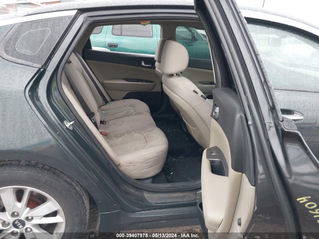 KIA Optima Lx 2016 KNAGT4L32G5082097 Image 8