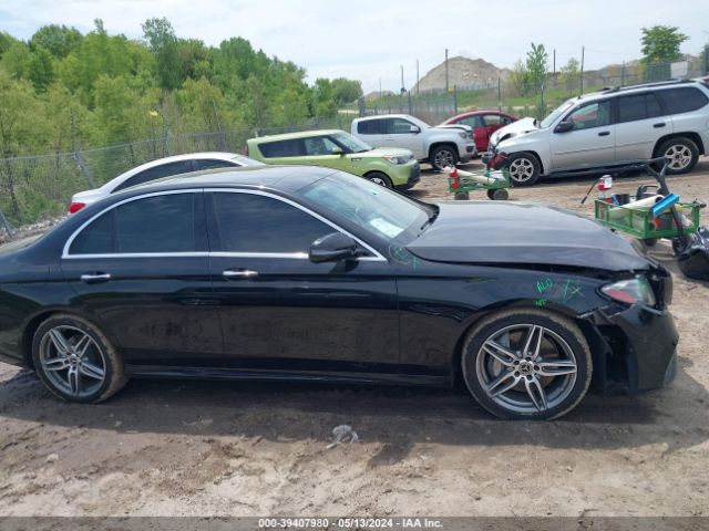 WDDZF4KB2JA381699 Mercedes-Benz E 300 4matic