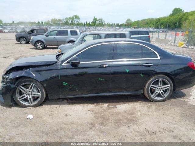 WDDZF4KB2JA381699 Mercedes-Benz E 300 4matic