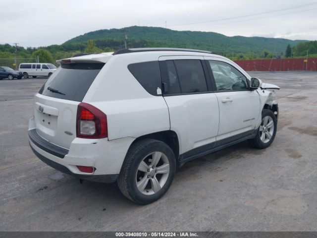 1C4NJDEB2FD280042 Jeep Compass Latitude