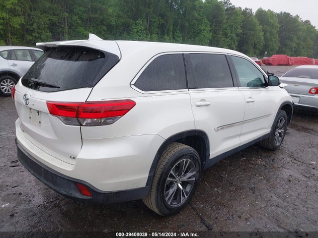 Toyota Highlander Le Plus 2019 5TDZZRFH9KS306600 Image 4