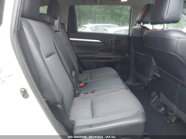 Toyota Highlander Le Plus 2019 5TDZZRFH9KS306600 Image 8