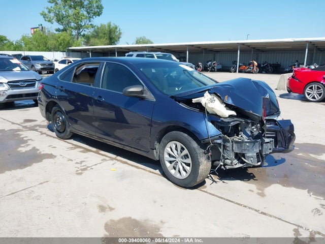 Toyota CAMRY LE 2015 4T4BF1FK5FR471540 main image