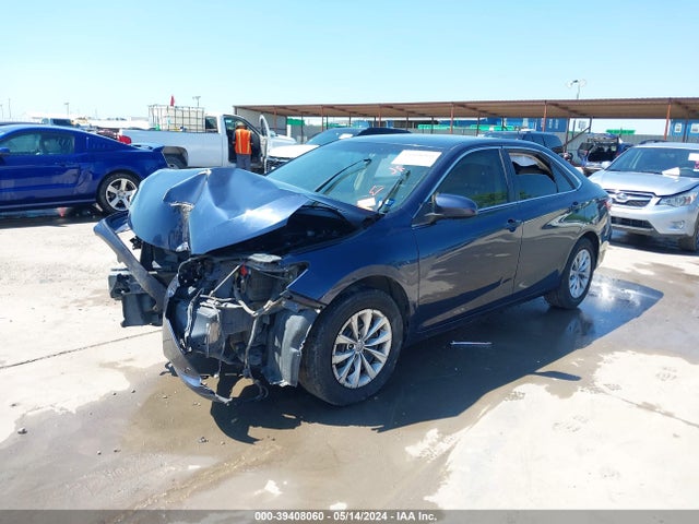 Toyota CAMRY LE 2015 4T4BF1FK5FR471540 Image 2