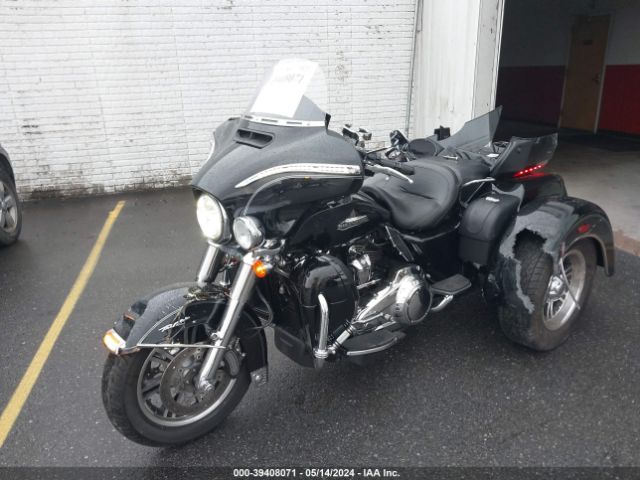 2017 HARLEY-DAVIDSON FLHTCUTG 1HD1MAD10HB852364 Photo 1