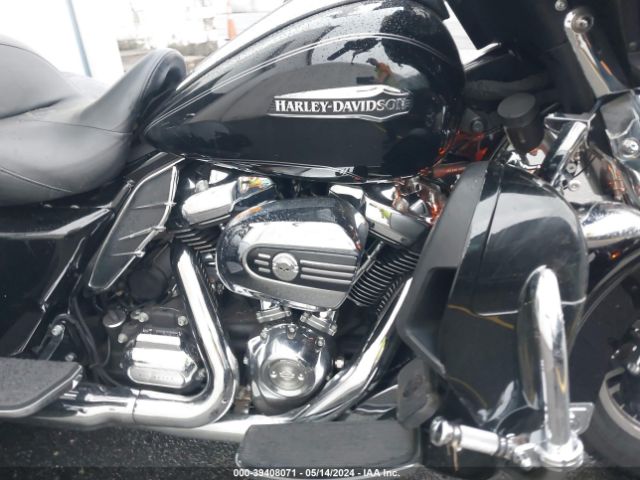 2017 HARLEY-DAVIDSON FLHTCUTG 1HD1MAD10HB852364 Photo 7