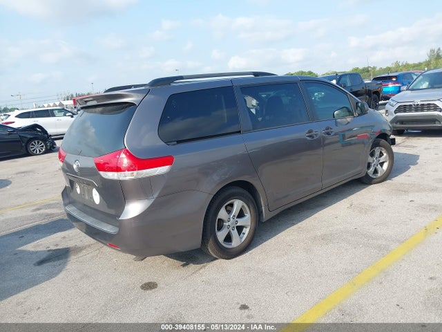 Toyota Sienna Le V6 8 Passenger 2014 5TDKK3DC3ES480452 Image 4