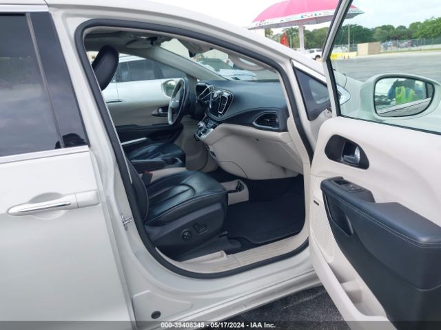2C4RC1GG0HR670351 Chrysler Pacifica Limited