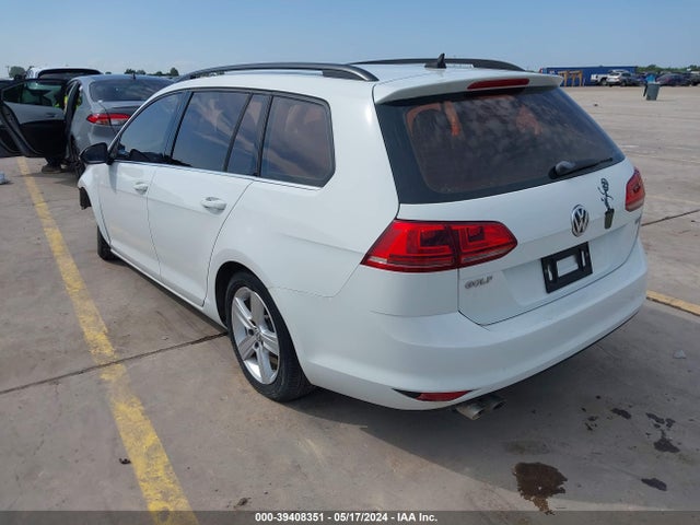 3VWCA7AU2FM504427 Volkswagen Golf Sportwagen Tdi S 4-door