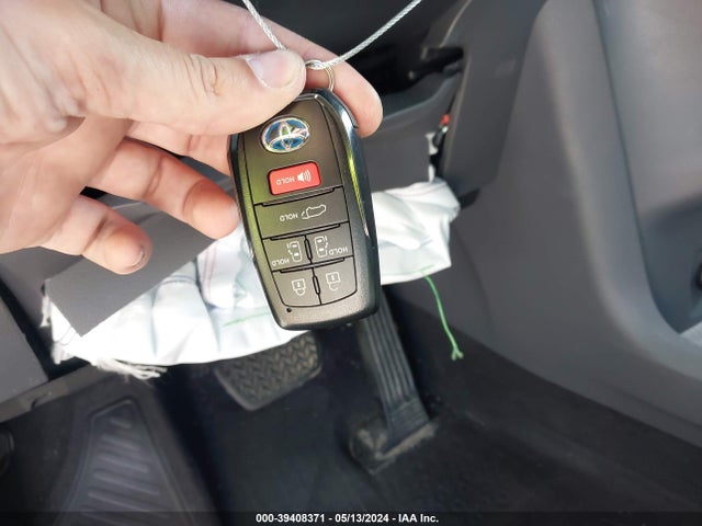 Toyota SIENNA XLE 2021 5TDYSKFC7MS009856 Image 11