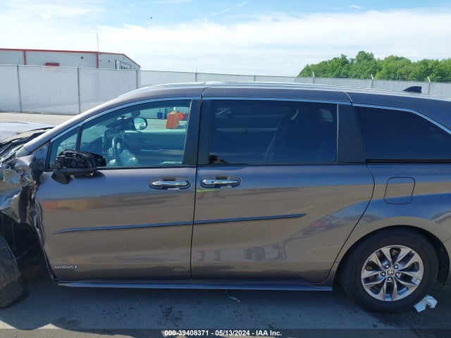 Toyota SIENNA XLE 2021 5TDYSKFC7MS009856 Image 15
