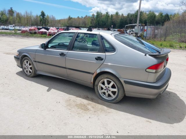 2002 SAAB 9-3 YS3DF55K822016843 Photo 2