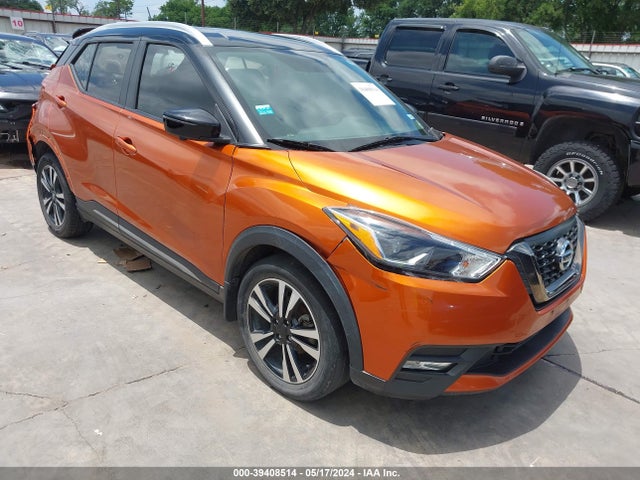 Nissan KICKS SR 2019 3N1CP5CU7KL545903 Image 1