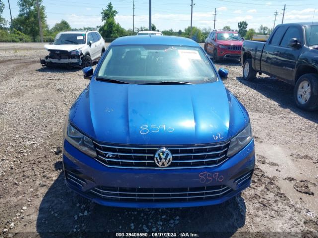 1VWDT7A32HC008523 Volkswagen Passat 1.8t R-line