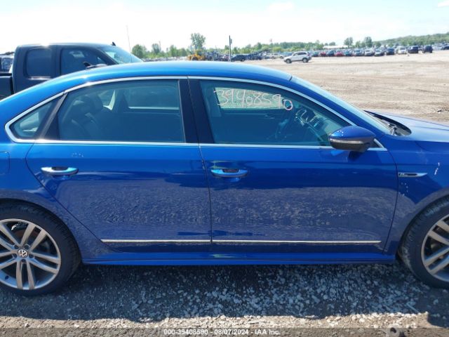 1VWDT7A32HC008523 Volkswagen Passat 1.8t R-line