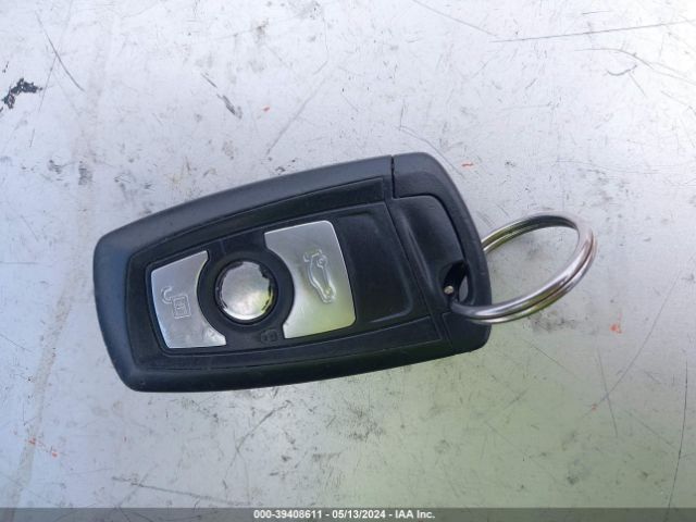 WBA3A5C59FF609718 BMW 328I