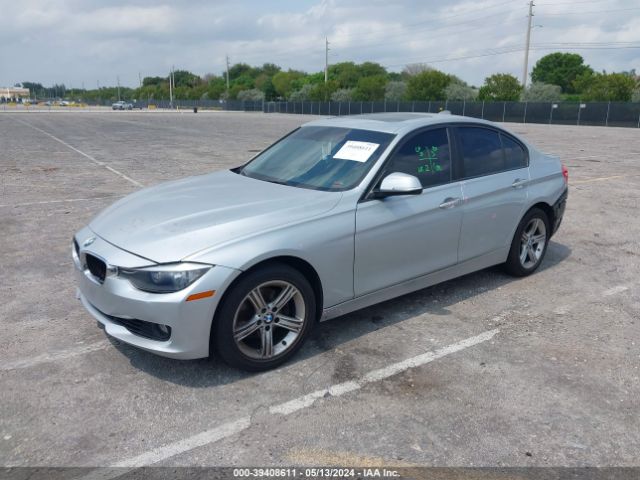 WBA3A5C59FF609718 BMW 328I