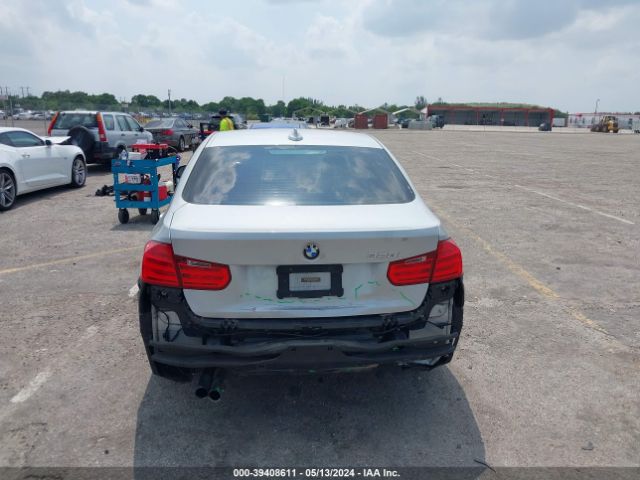 WBA3A5C59FF609718 BMW 328I
