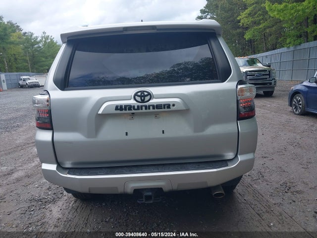 Toyota 4RUNNER SR5 2020 JTEBU5JR4L5799274 Image 16