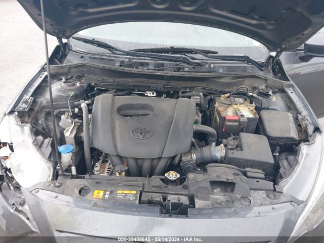3MYDLBYV5JY312456 Toyota YARIS IA