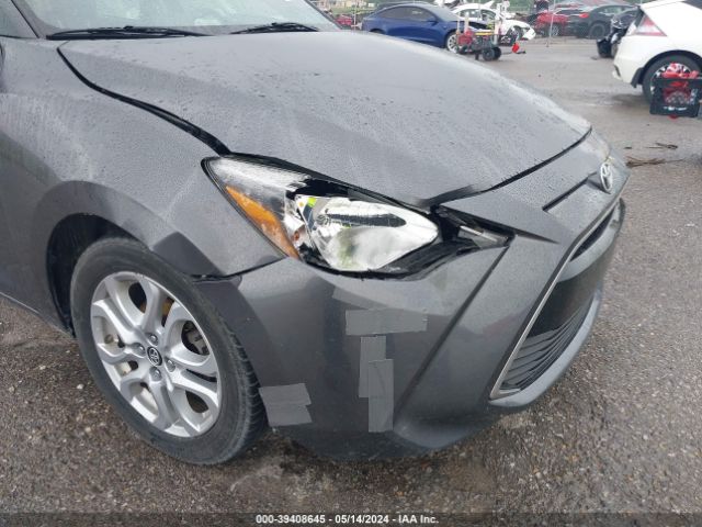 3MYDLBYV5JY312456 Toyota YARIS IA