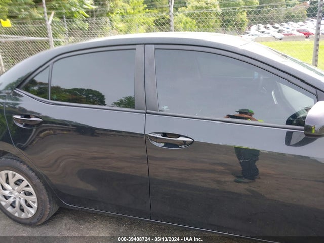Toyota COROLLA LE 2018 2T1BURHEXJC082280 Image 13