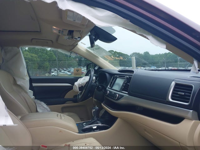Toyota Highlander Xle 2017 5TDKZRFH6HS213382 Image 5