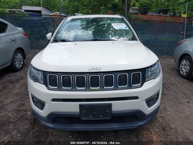 3C4NJCBB2KT755868 Jeep Compass Sun And Wheel Fwd