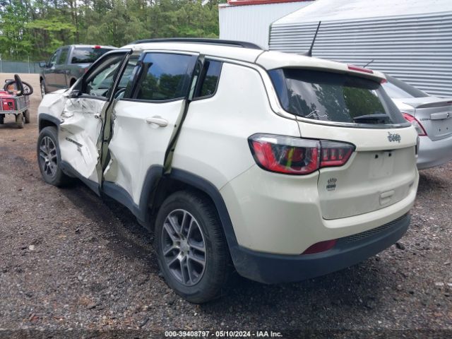 3C4NJCBB2KT755868 Jeep Compass Sun And Wheel Fwd