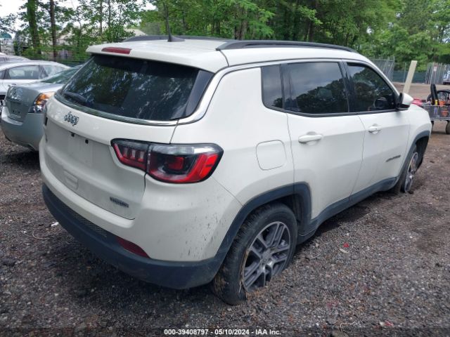 3C4NJCBB2KT755868 Jeep Compass Sun And Wheel Fwd