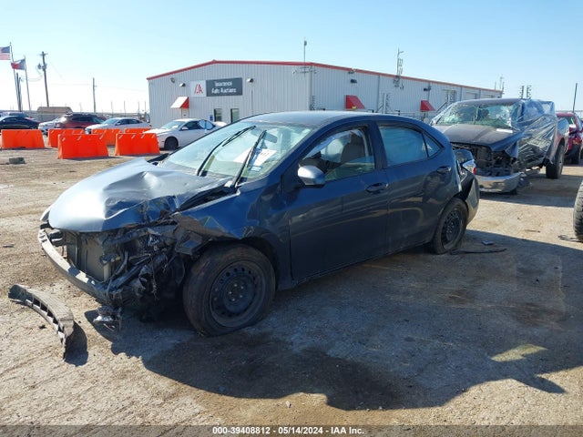 Toyota COROLLA LE 2016 5YFBURHE5GP549730 Image 2