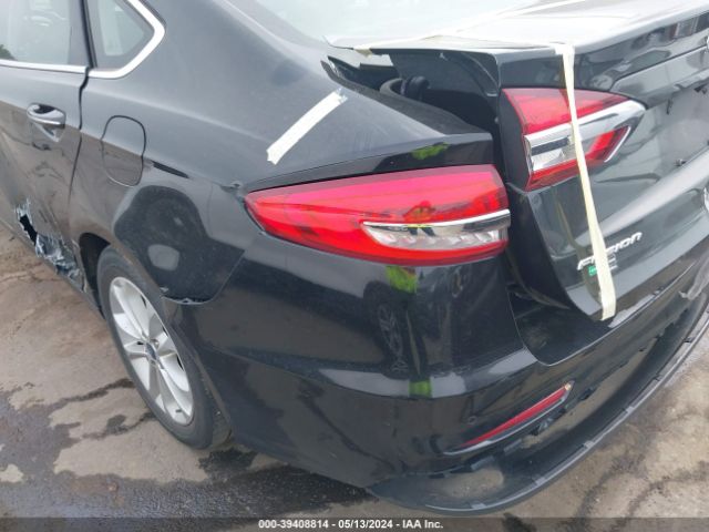 3FA6P0MU4KR182572 Ford Fusion Hybrid Sel