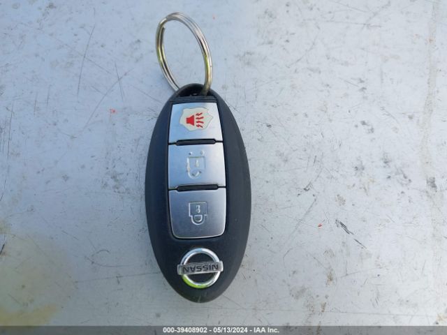 JN1BJ1CR3HW108744 Nissan Rogue Sport Sv