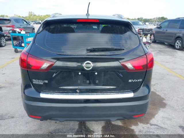 JN1BJ1CR3HW108744 Nissan Rogue Sport Sv