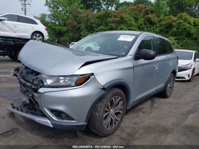JA4AZ2A38HZ015281 Mitsubishi Outlander Es