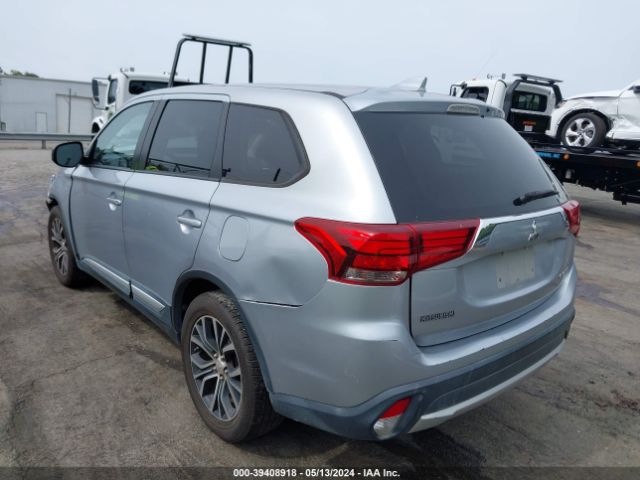 JA4AZ2A38HZ015281 Mitsubishi Outlander Es